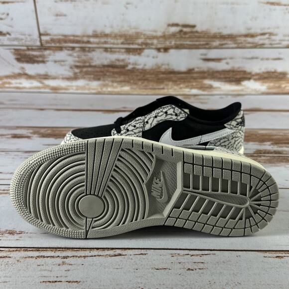 Nike Air Jordan 1 Retro Low Black Cement Elephant CZ0775-001 Women's Sz 6 - Picture 2 of 9